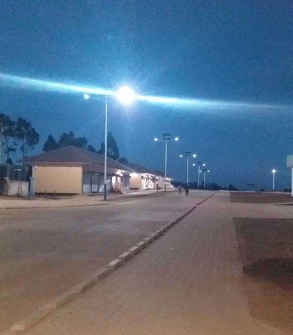 德州市非洲科特迪瓦太阳能路灯工程